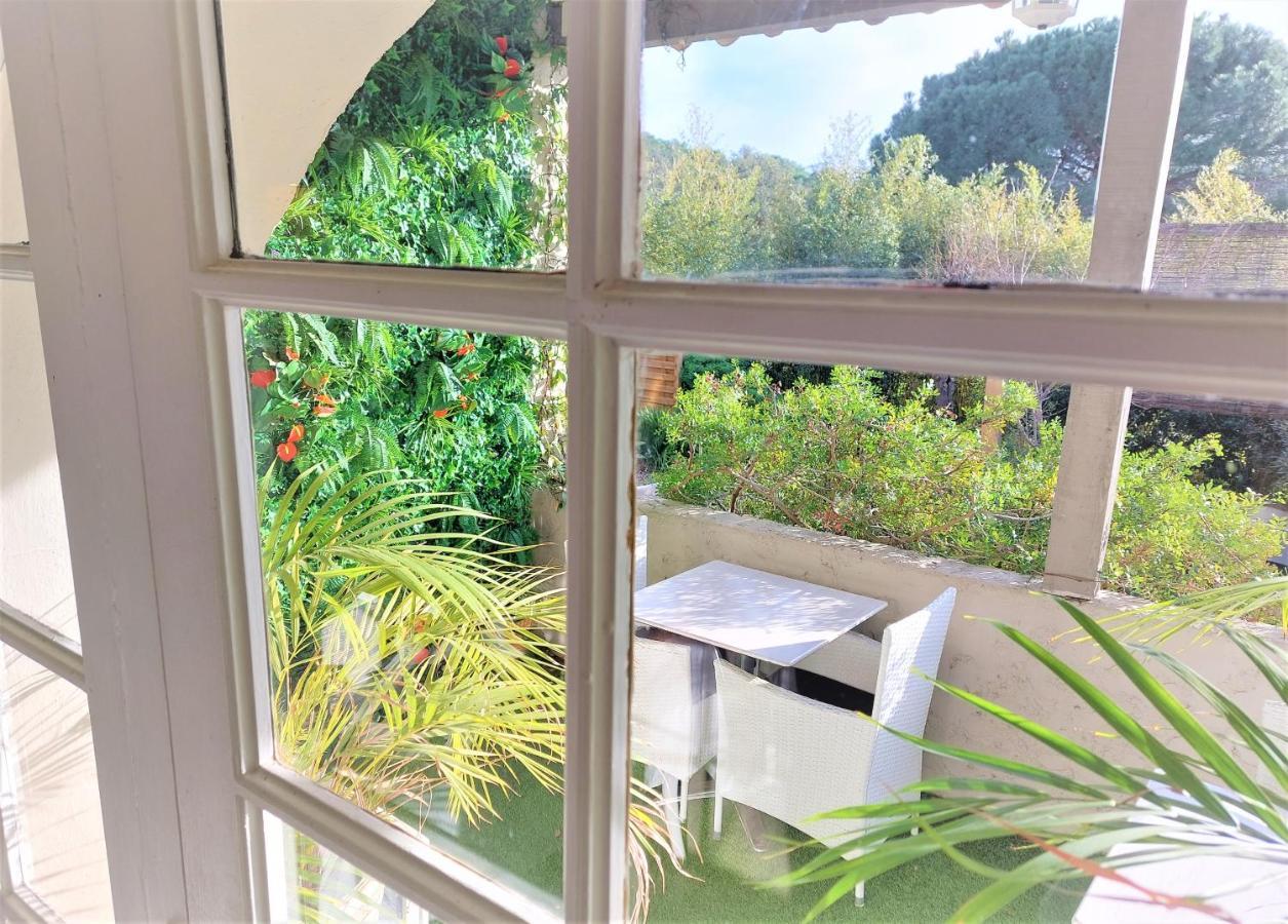 Hotel Les Jardins De Bormes, Sauna & Jacuzzi エクステリア 写真