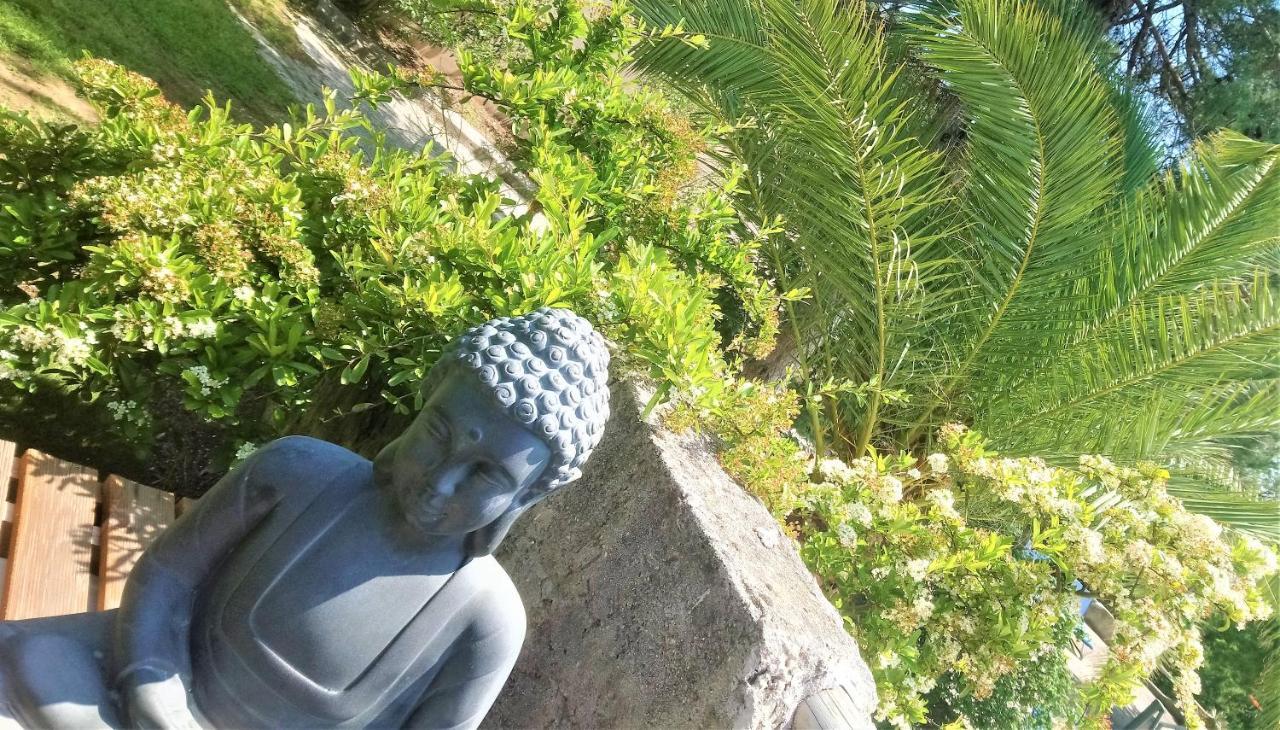 Hotel Les Jardins De Bormes, Sauna & Jacuzzi エクステリア 写真